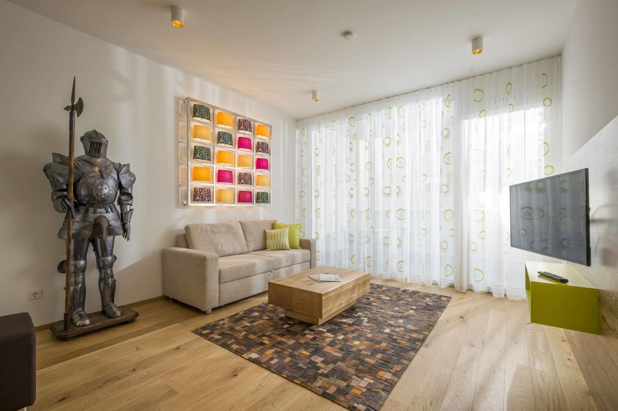 Private Living Apartments Kufstein Exterior foto