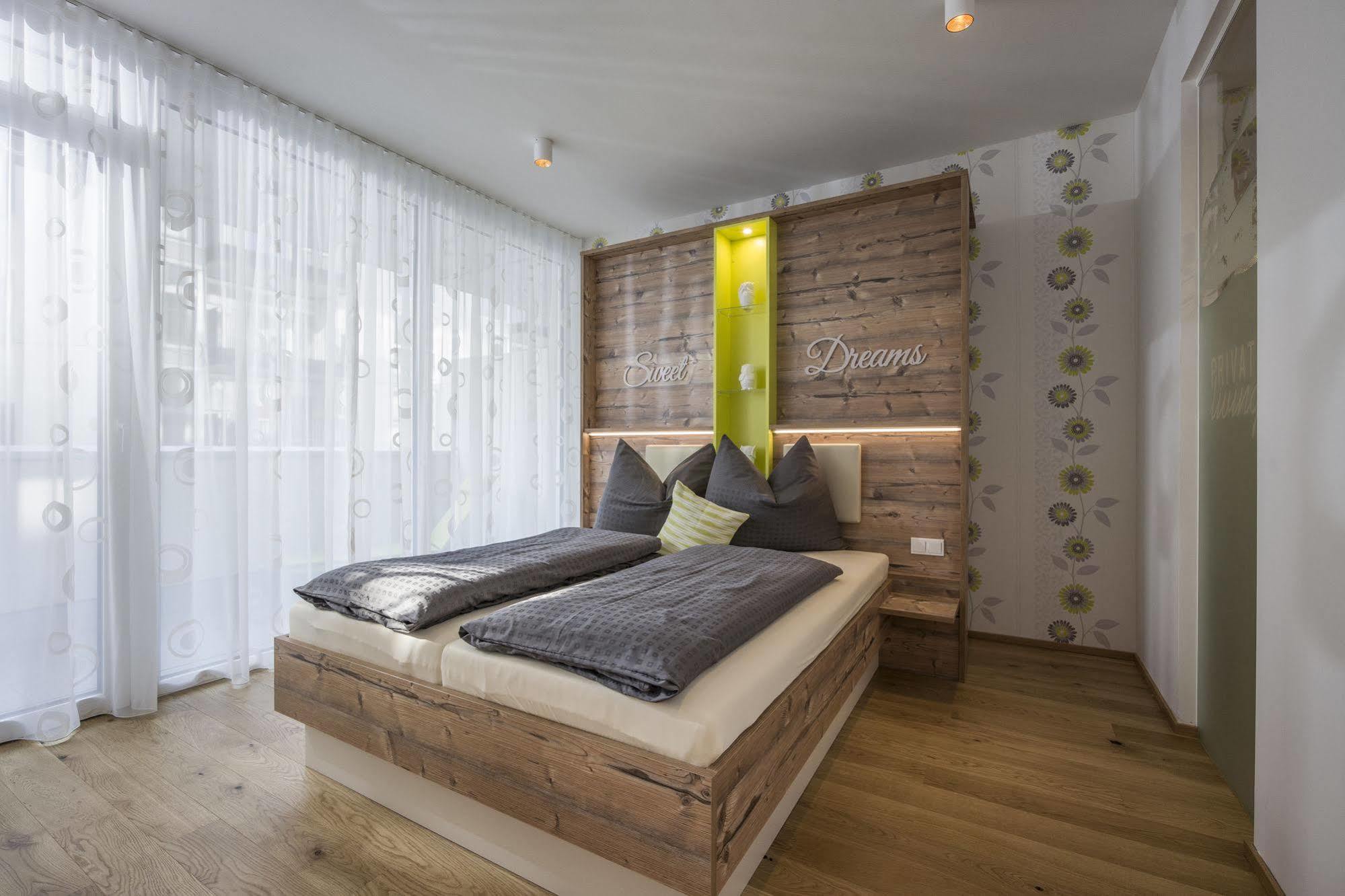 Private Living Apartments Kufstein Exterior foto